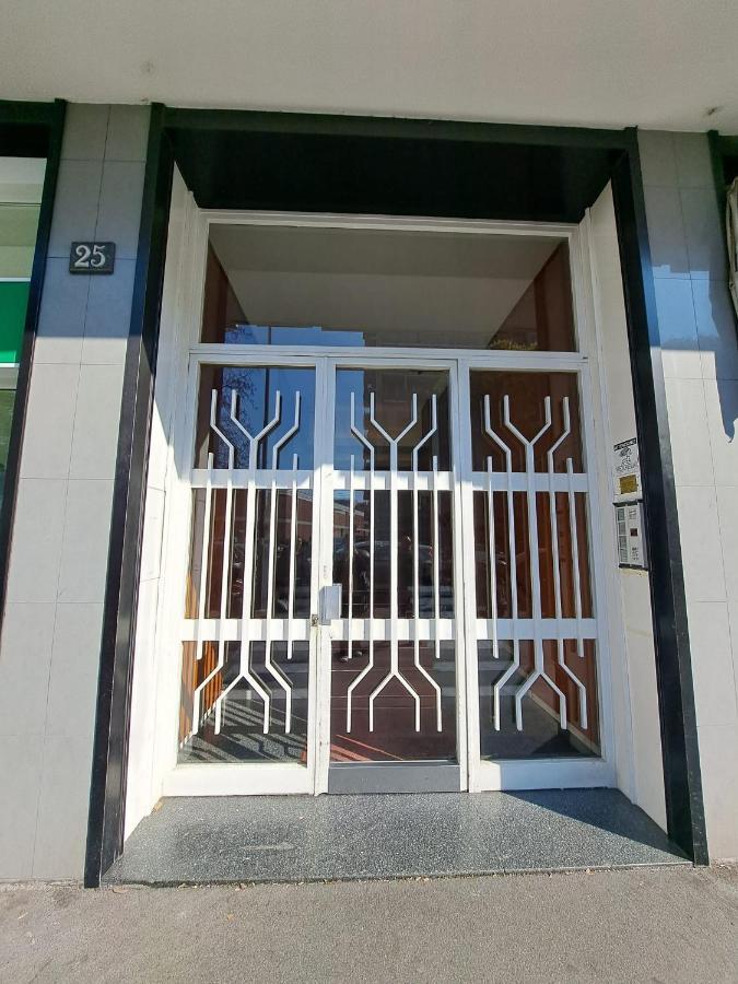Fancy Monique Apartment Milan Exterior photo